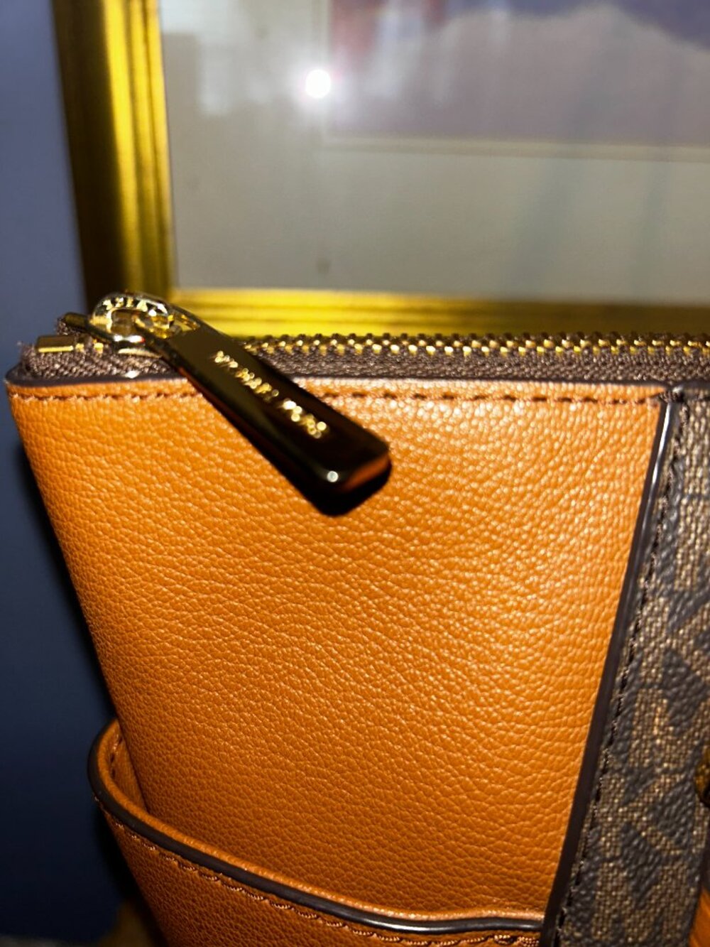 Michael Kors Brown Monogram Tote with Tan Leather Straps & matching wallet NWOT - Picture 7 of 16